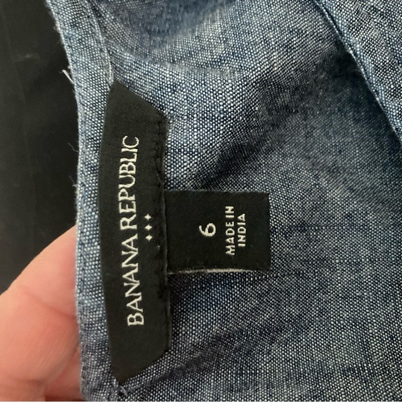 Banana Republic Women’s Peplum Chambray Sleeveless Blouse; Size 6 - Picture 4 of 5